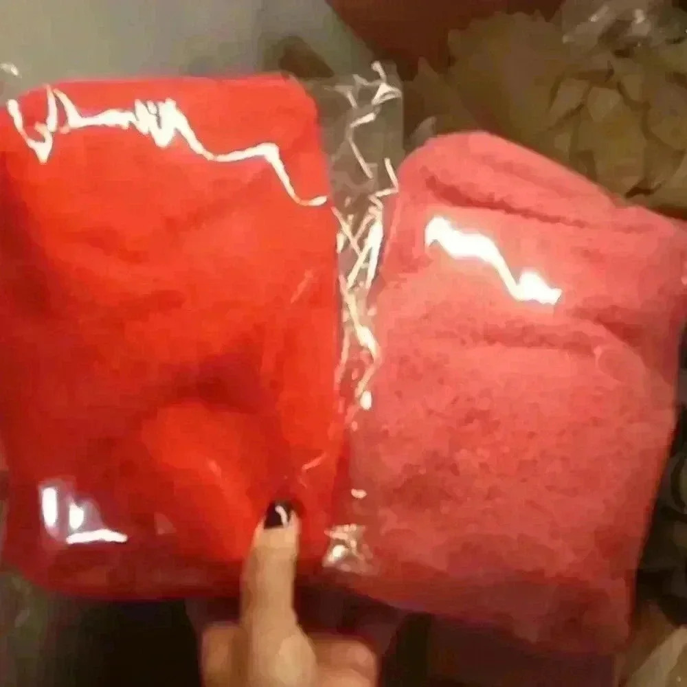 New! Milkshake haircair cosmetics bag Red or pink - Picture 5 of 5